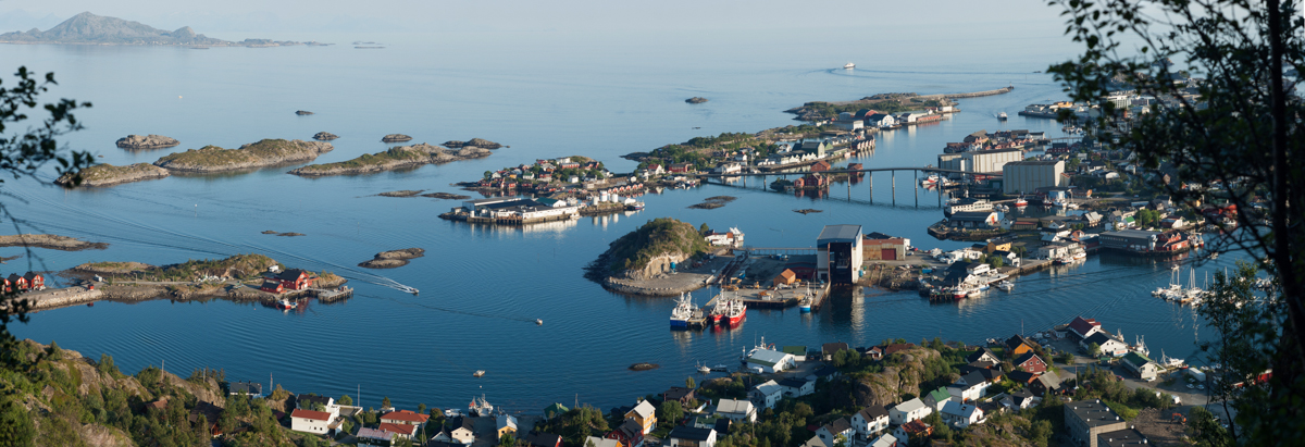 Panorama vom Svolvaer: Inseln bis zum Horizont.
